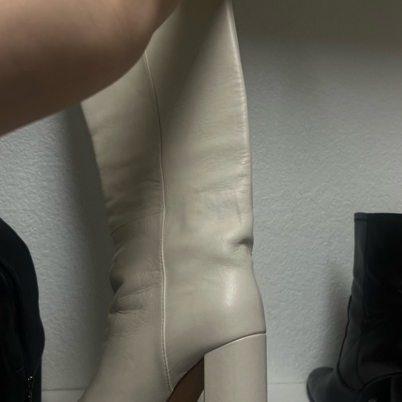 Toral boot off white size 37 barely worn - Picture 7 of 9